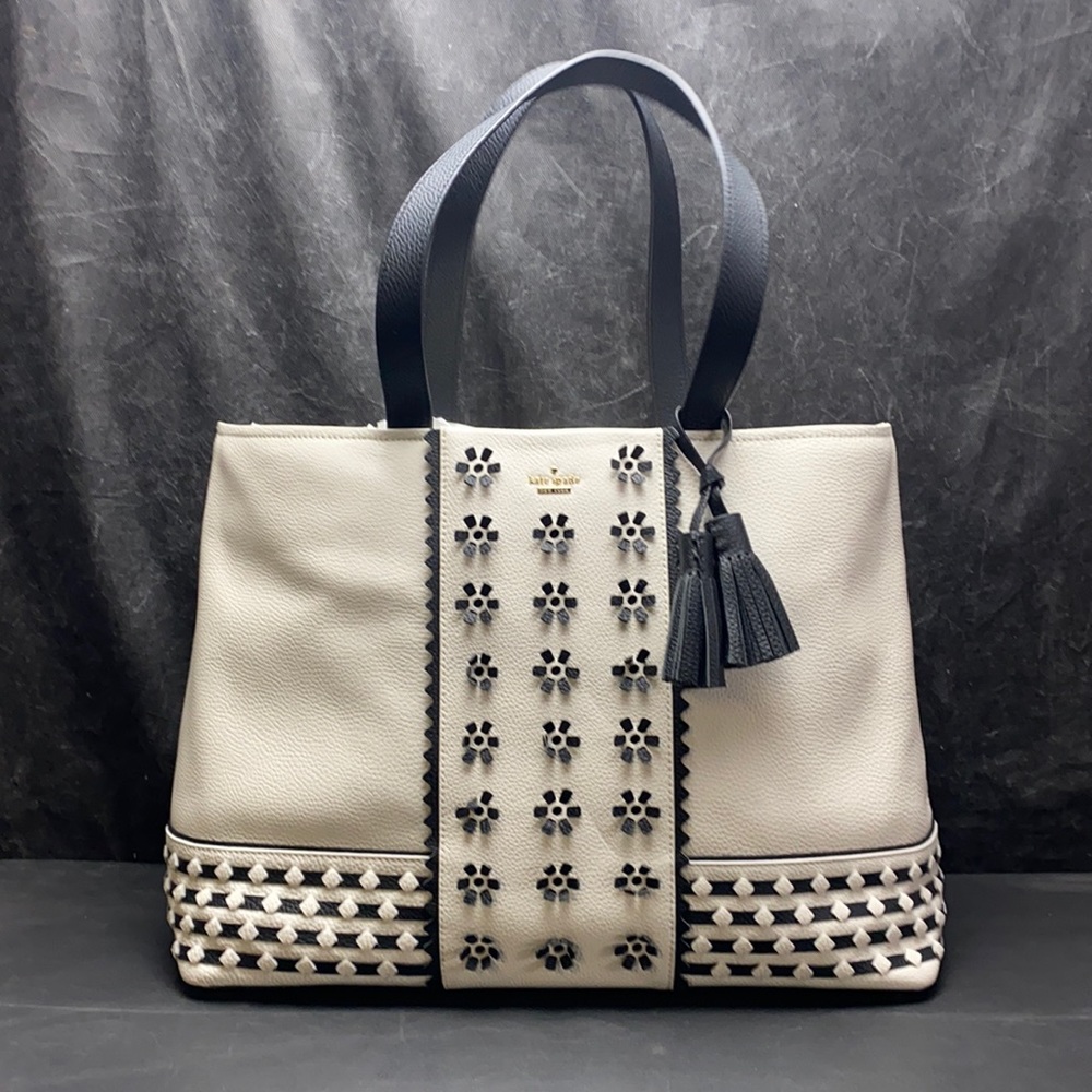 Beautiful Kate Spade Handbag